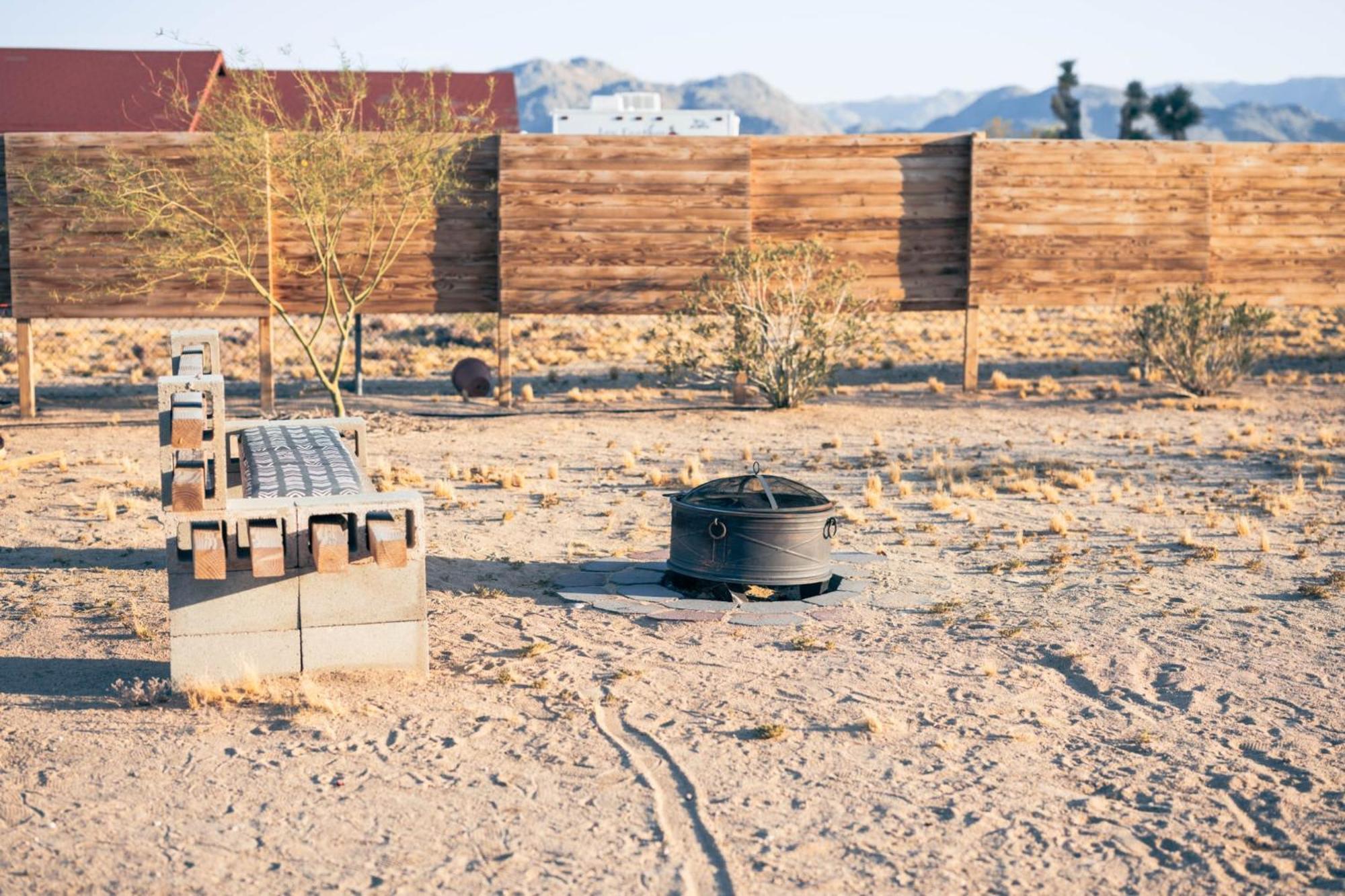 Villa Casa Del Desierto - Panoramic Views - Pet Friendly - Fire Pit Joshua Tree Exterior foto
